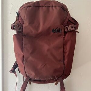 Rei daypack backpack